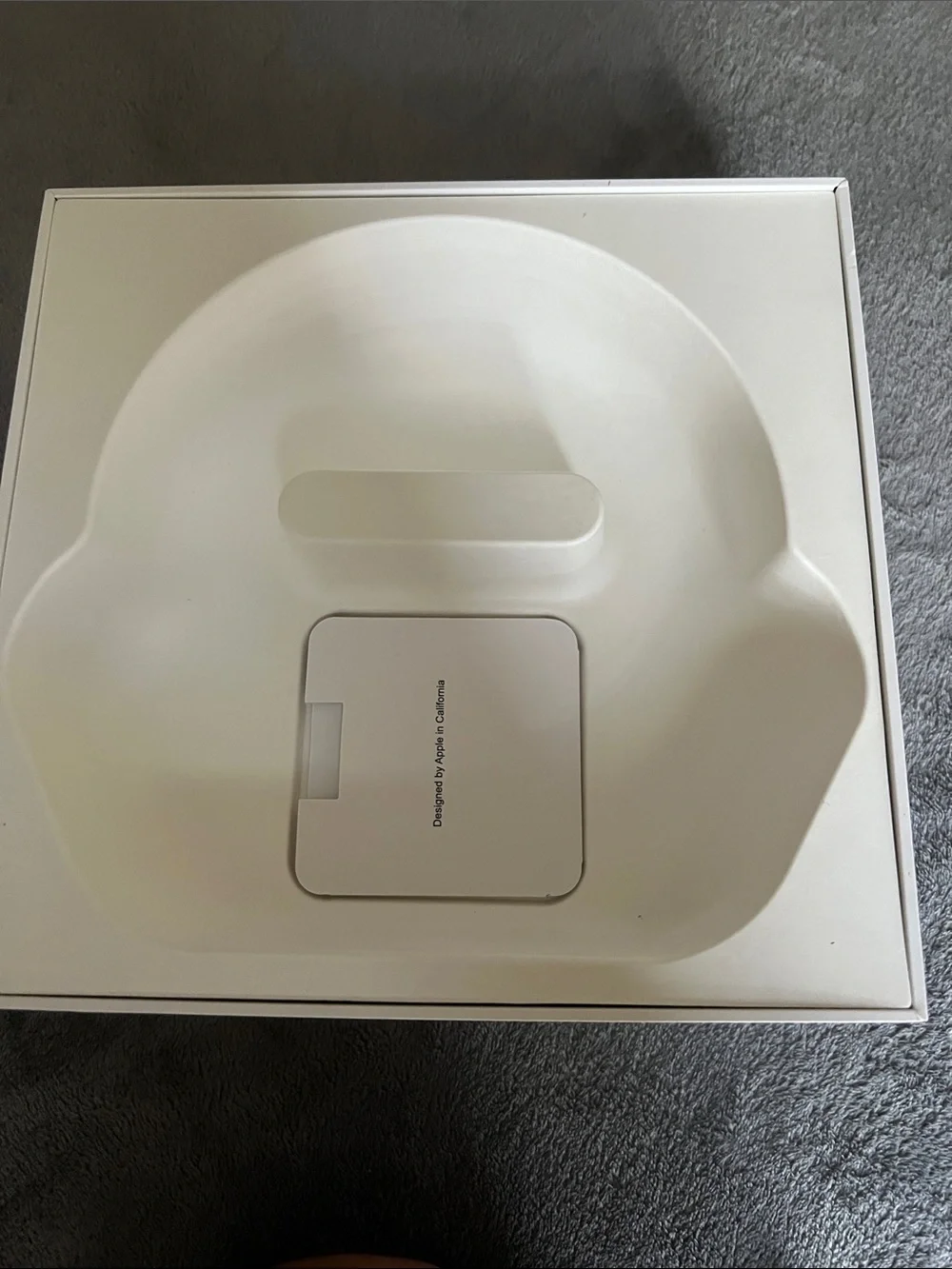 Apple AirPods Max Silver with White Headband